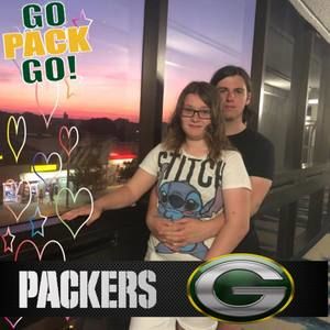 Meet your Posher, Sierra